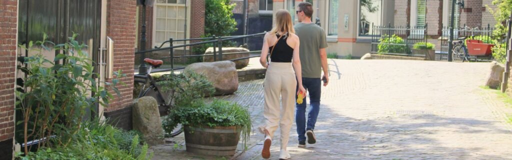 Players exploring the city