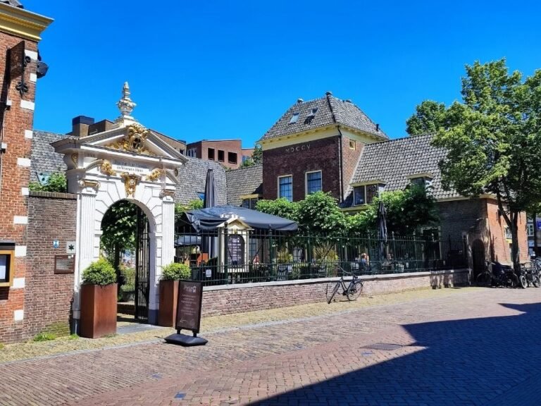 alkmaar-scavenger-hunt-passing-hof-van-sonoy