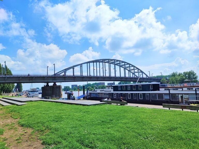 arnhem-escape-game-historic-view-of-john-frostbrug