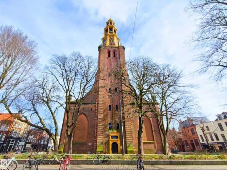 city-detective-groningen-view-of-akerk