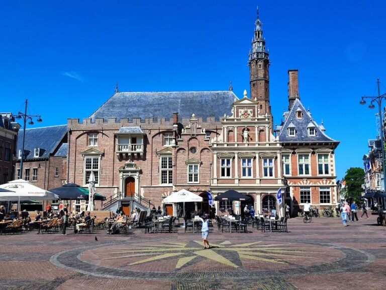 haarlem-scavenger-hunt-grote-markt