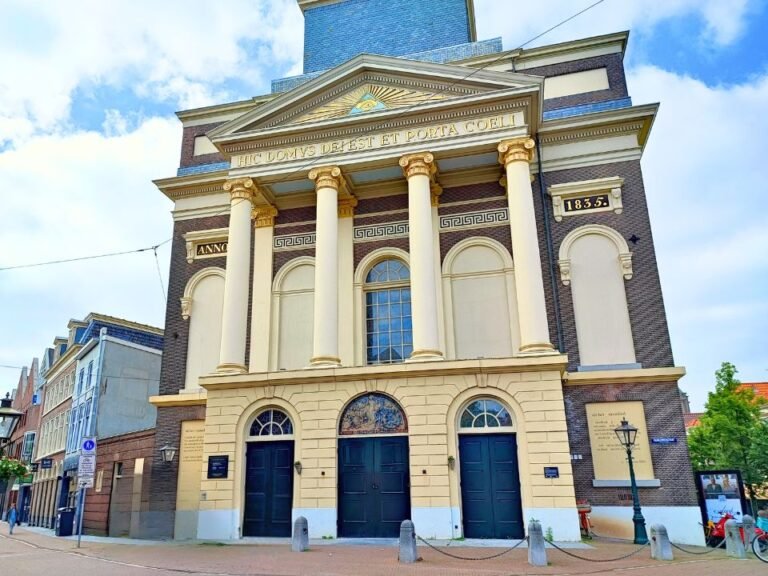leiden-escape-game-historic-view-of-hartebrugkerk
