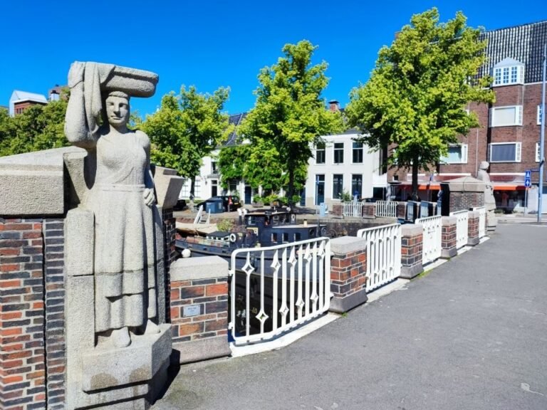 urban-exploration-game-groningen-statue-kijk-in-t-jatbrug