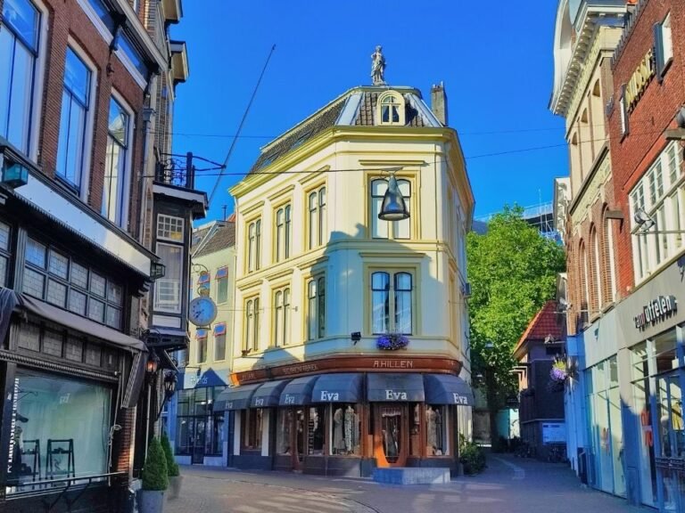 zwolle-escape-game-historic-view-of-van-abbemuseum