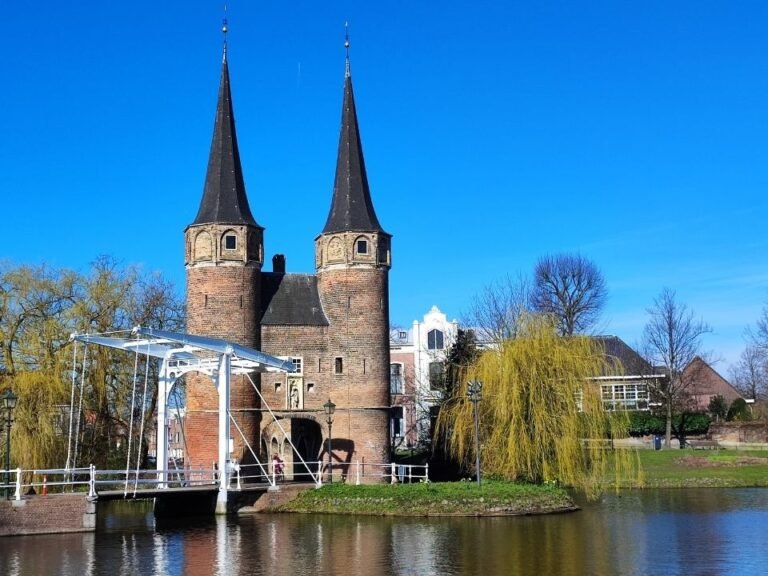delft-escape-game-historic-view-of-oostpoort