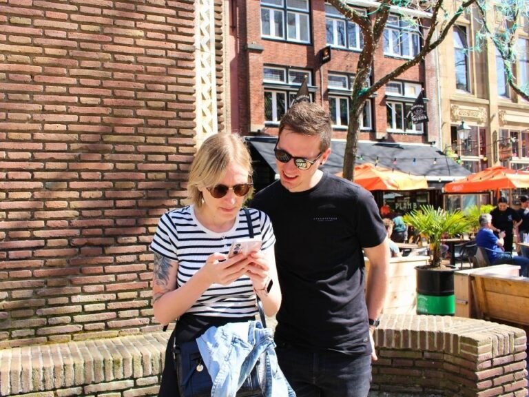 players-checking-solved-challenge