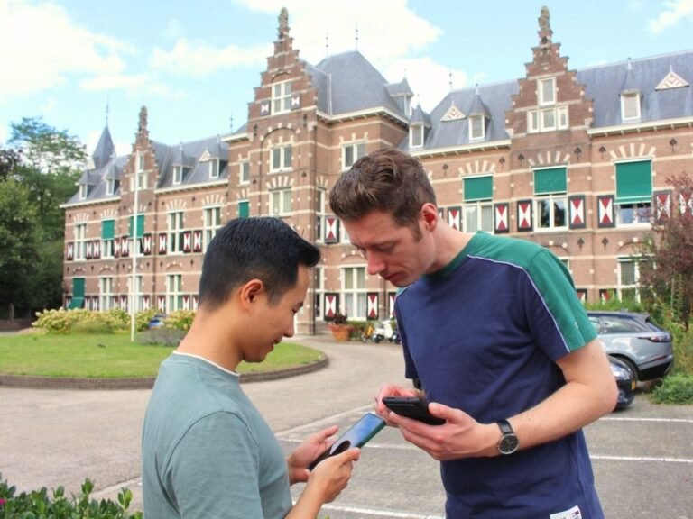 two-players-checking-clue-phone