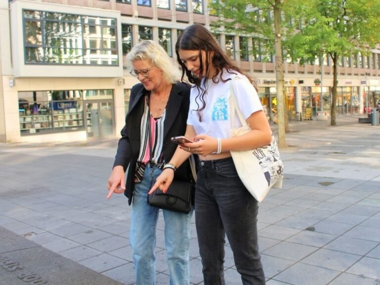 two-players-pointing-next-street