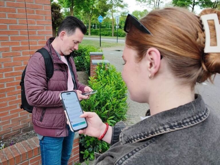 Qugato Wijkgame Nieuwland in Amersfoort met buurtnetwerkers Julia en Ramon