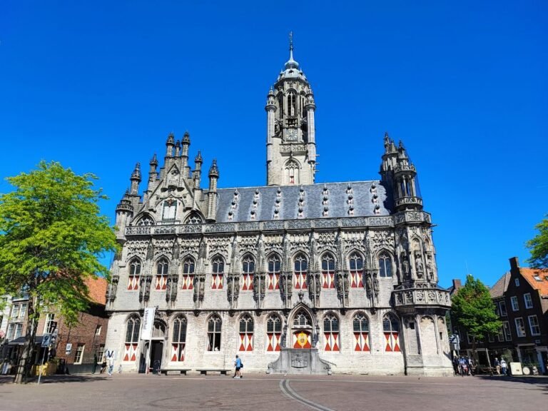 city-detective-game-middelburg-vleeshal-markt